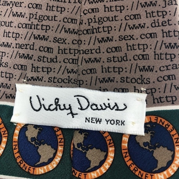 Vicky Davis The Net Mens Tie Gray - Picture 3 of 7